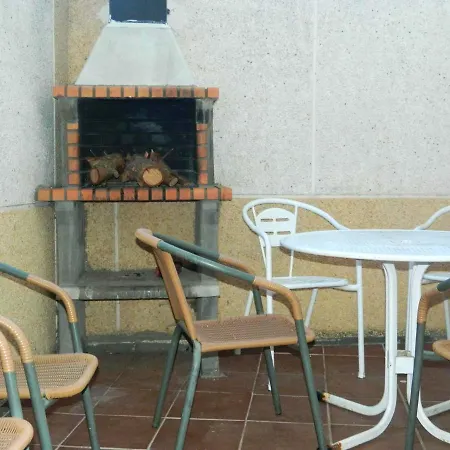 Сasa de vacaciones 3 Bedrooms House With Furnished Terrace At Mingorria *