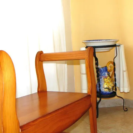 3 Bedrooms House With Furnished Terrace At Mingorria Сasa de vacaciones *