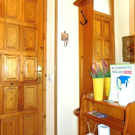 Сasa de vacaciones 3 Bedrooms House With Furnished Terrace At Mingorria Mingorría
