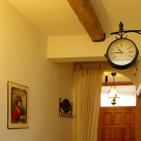 Сasa de vacaciones 3 Bedrooms House With Furnished Terrace At Mingorria *