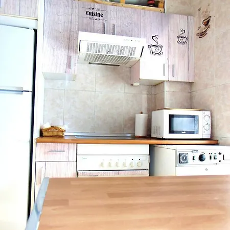3 Bedrooms House With Furnished Terrace At Mingorria *